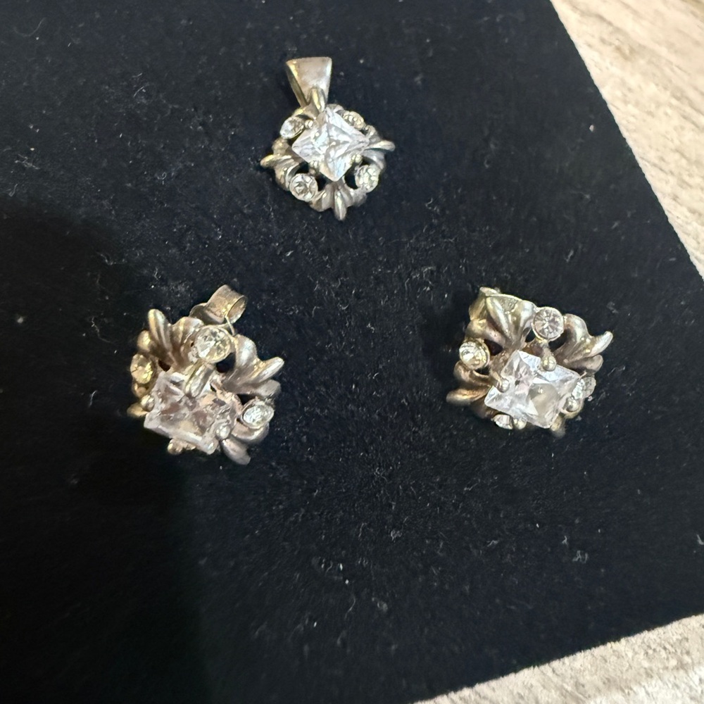 Silver Crystal Earrings Set